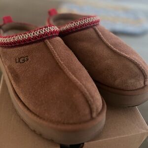 Big Kids Tazz Slippers❤️with Box.